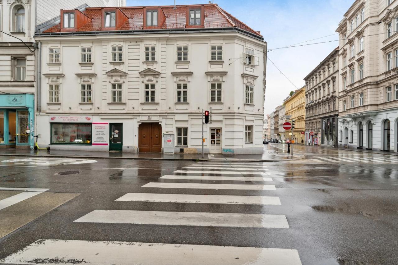 Florian'S Apartments In Mariahilf Wenen Buitenkant foto